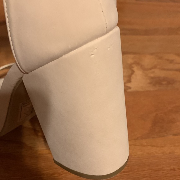 Qupid Lake Strappy Heels - Picture 5 of 6